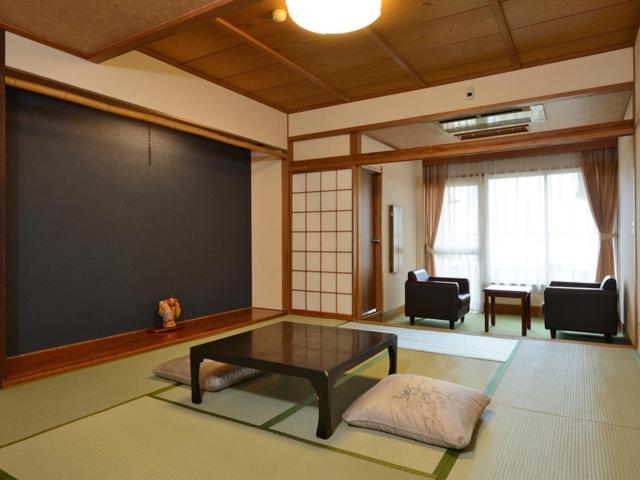Riverside Uedakan Ryokan